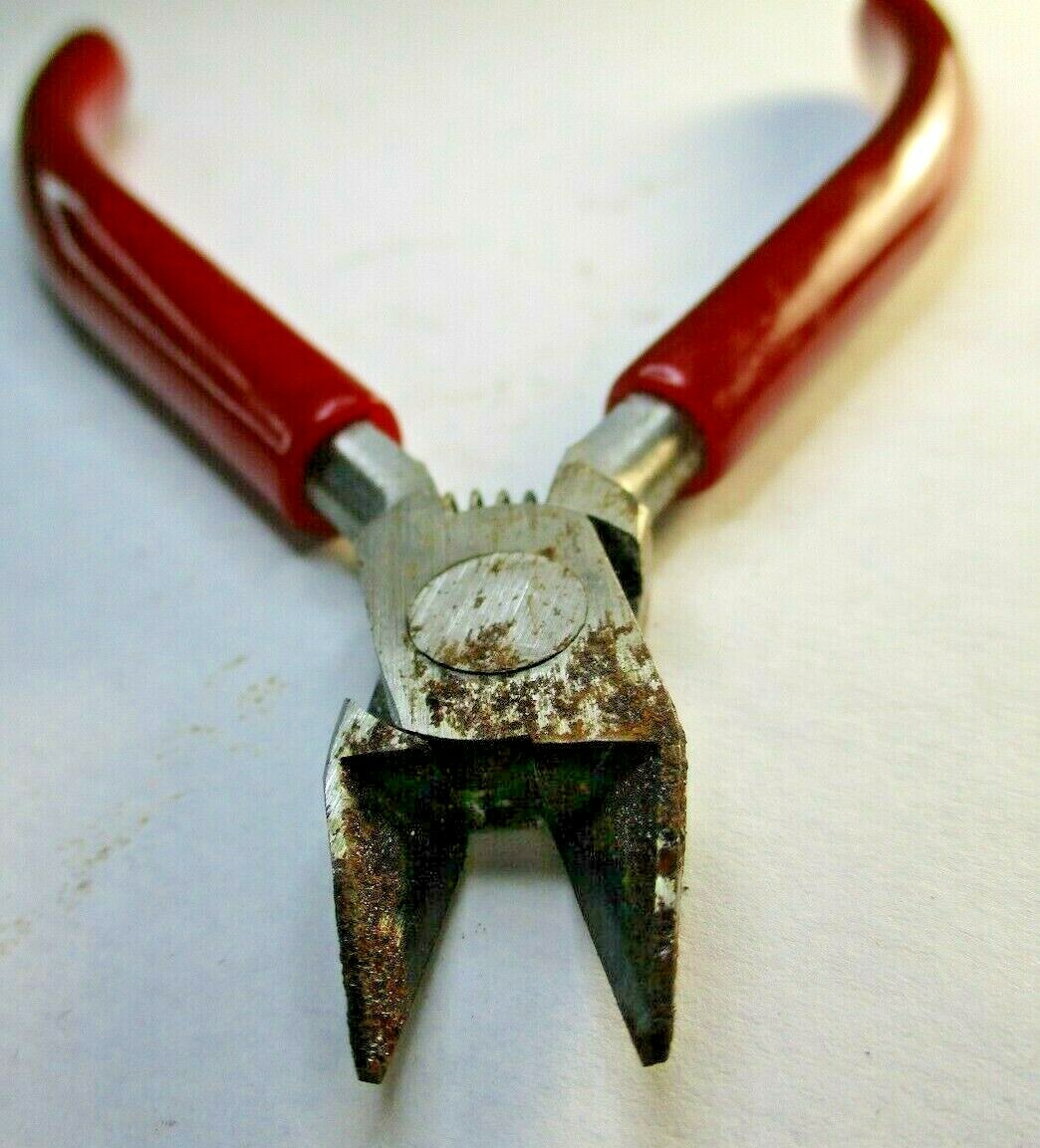 Pro America 4008 4.5″ Long Rubber Grip Spring Loaded Diagonal Cutter Pliers USA
