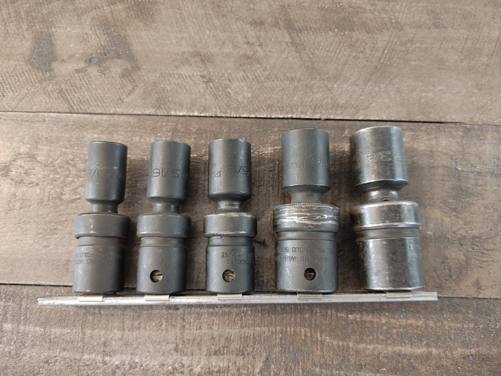 Snap On 1/2″ Drive SAE Impact Swivel Socket Set, Part# 305IPLY – 1/2 to 3/4