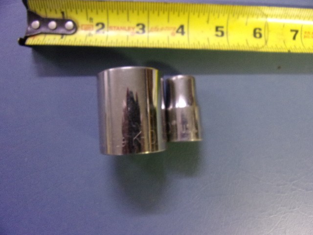 3 KD TOOLS 2 SOCKETS 1/2 DRIVE 29MM AND 1/2 and 1 deep socket 3/8 drive 11/16