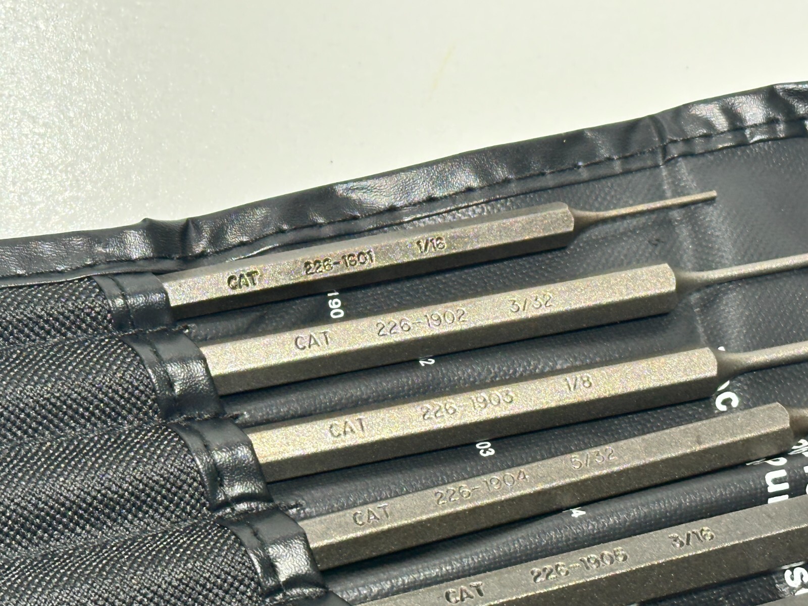 NEW Caterpillar CAT Tools USA Made 7pc Pin Punch Set w/ Black Kit Bag, 1/16-1/4″