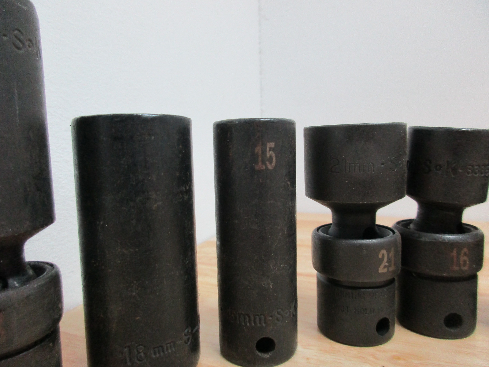 SK Hand Tools 3/8″ Drive 6 Point Swivel Impact Socket & Regular Impact Sockets