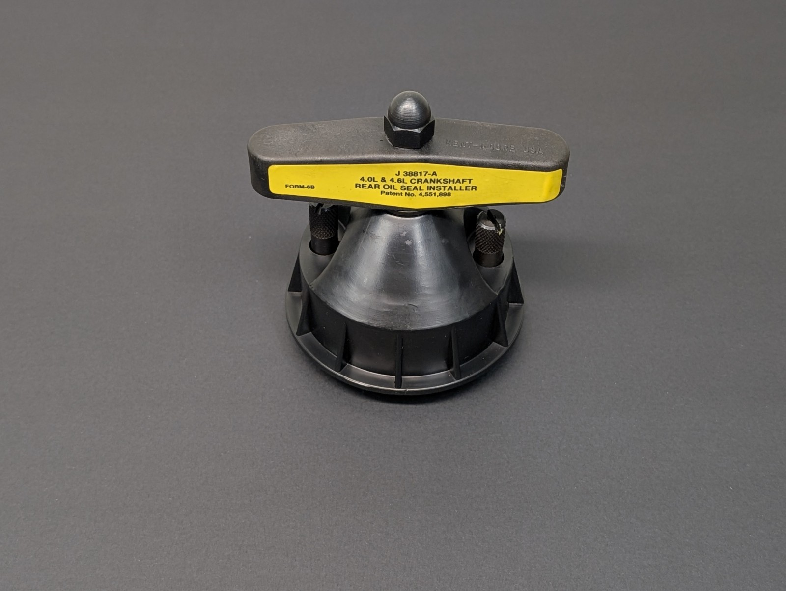 Kent Moore J-38817-A 4.0L 4.6L Crankshaft Rear Oil Seal Installer Tool