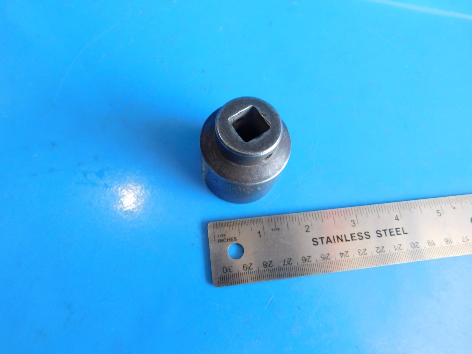 USED , MAC TOOLS » 1-1/4 IN. » 1/2 IN. DR. SHORT SOCKET , PART #V406, USA