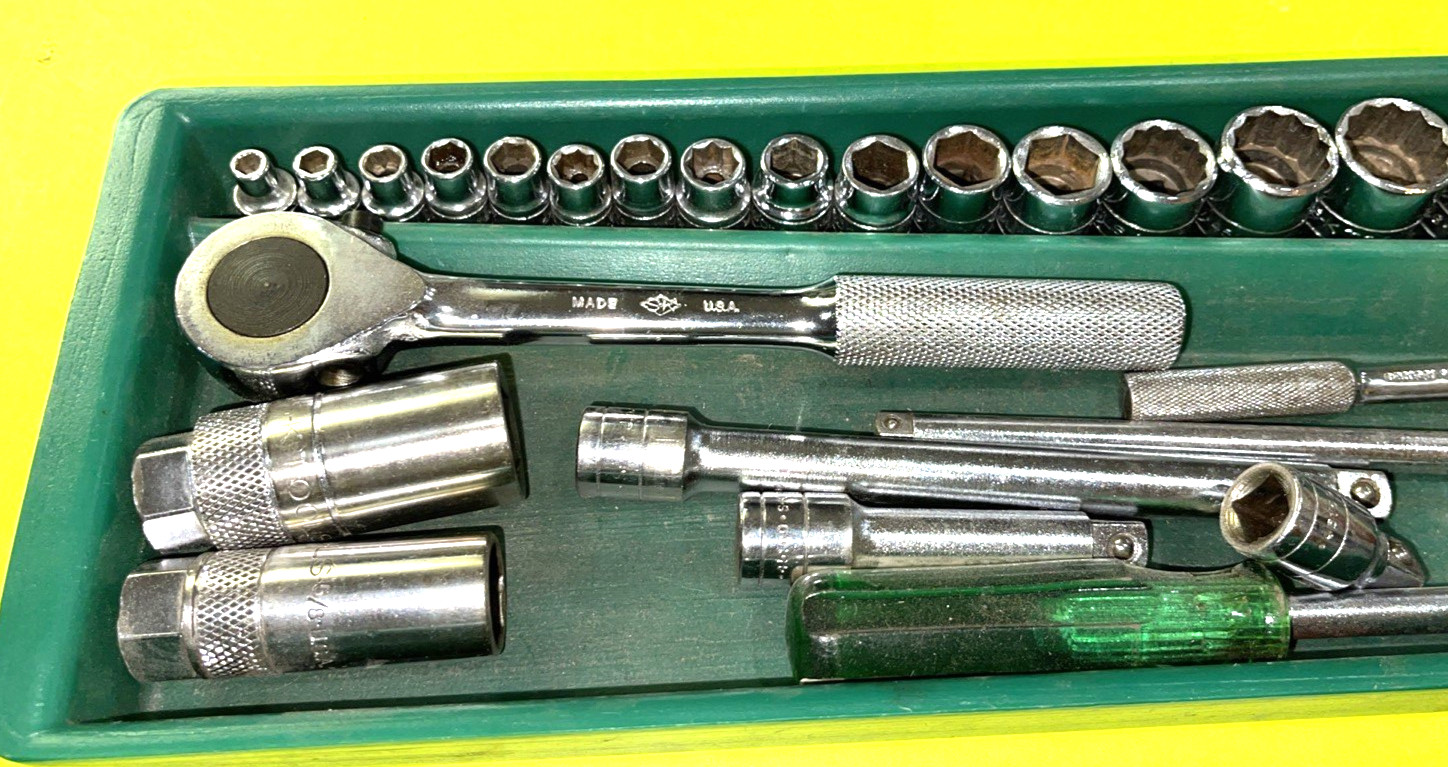 S-K TOOLS 50 PIECE 1/4 & 3/8 DRIVE SAE. GENERAL SERVICE SET SHORT & DEEP