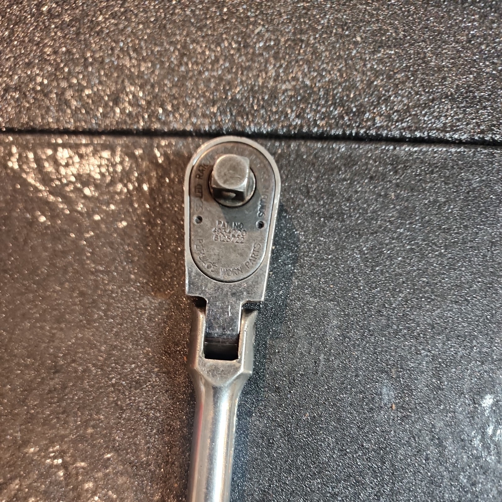 Snap-on FHL936A 3/8″drive Swivel Head Ratchet Wrench Soft Handle USA