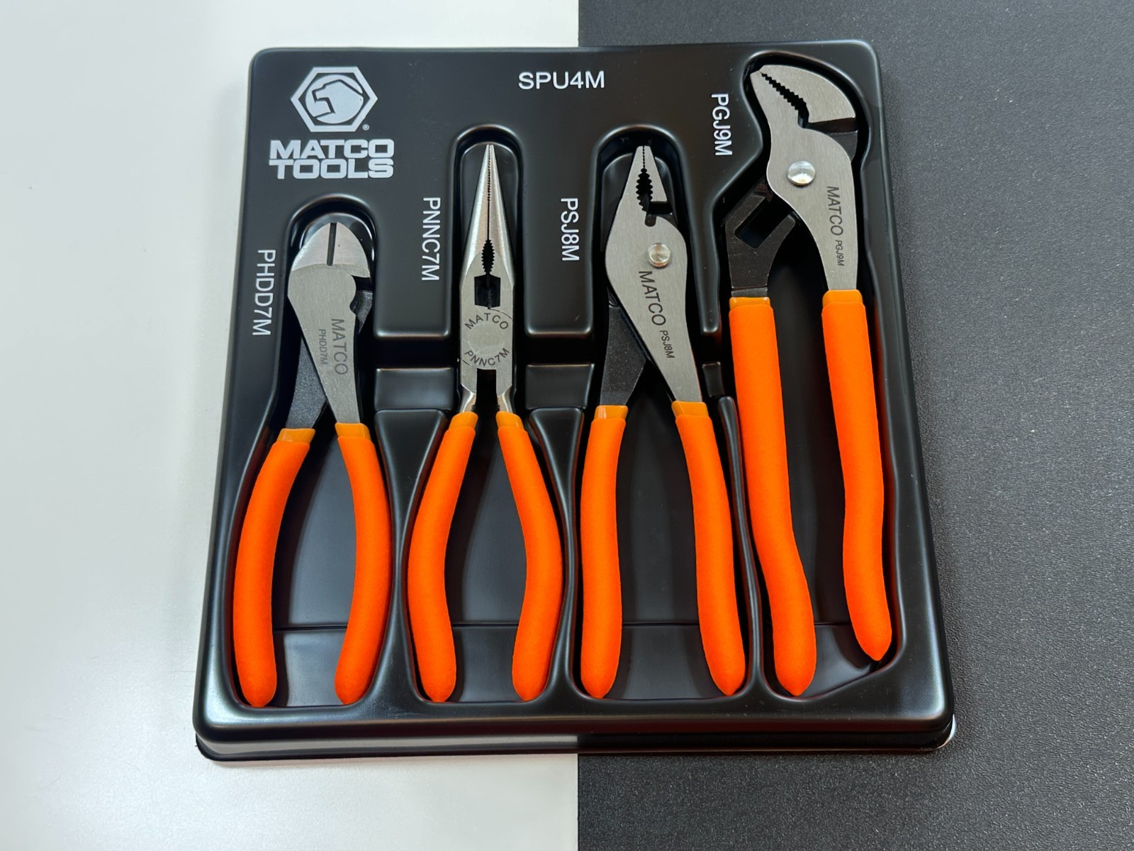 NEW Matco Tools SPU4M 4pc Universal ORANGE GRIP Pliers Set w/ Tray, Sealed NOS