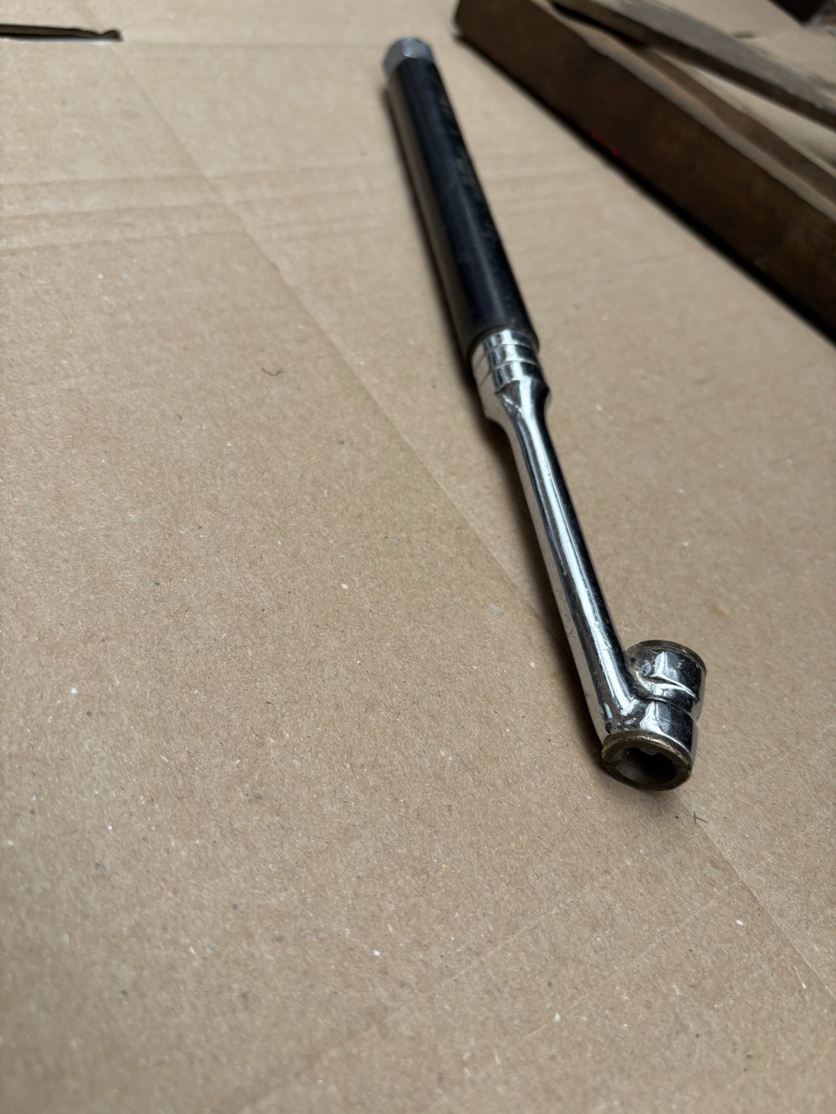 Vintage Tyre Pressure Service Gauge No7 20-120lbs PCL Sheffield In Wooden Box