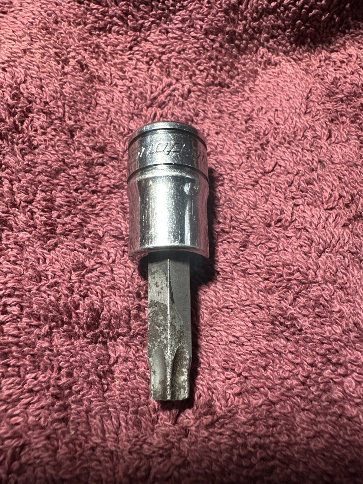 Snap-on Tools USA 3/8″ Drive T45 Standard Torx Bit Chrome Socket FTX45E