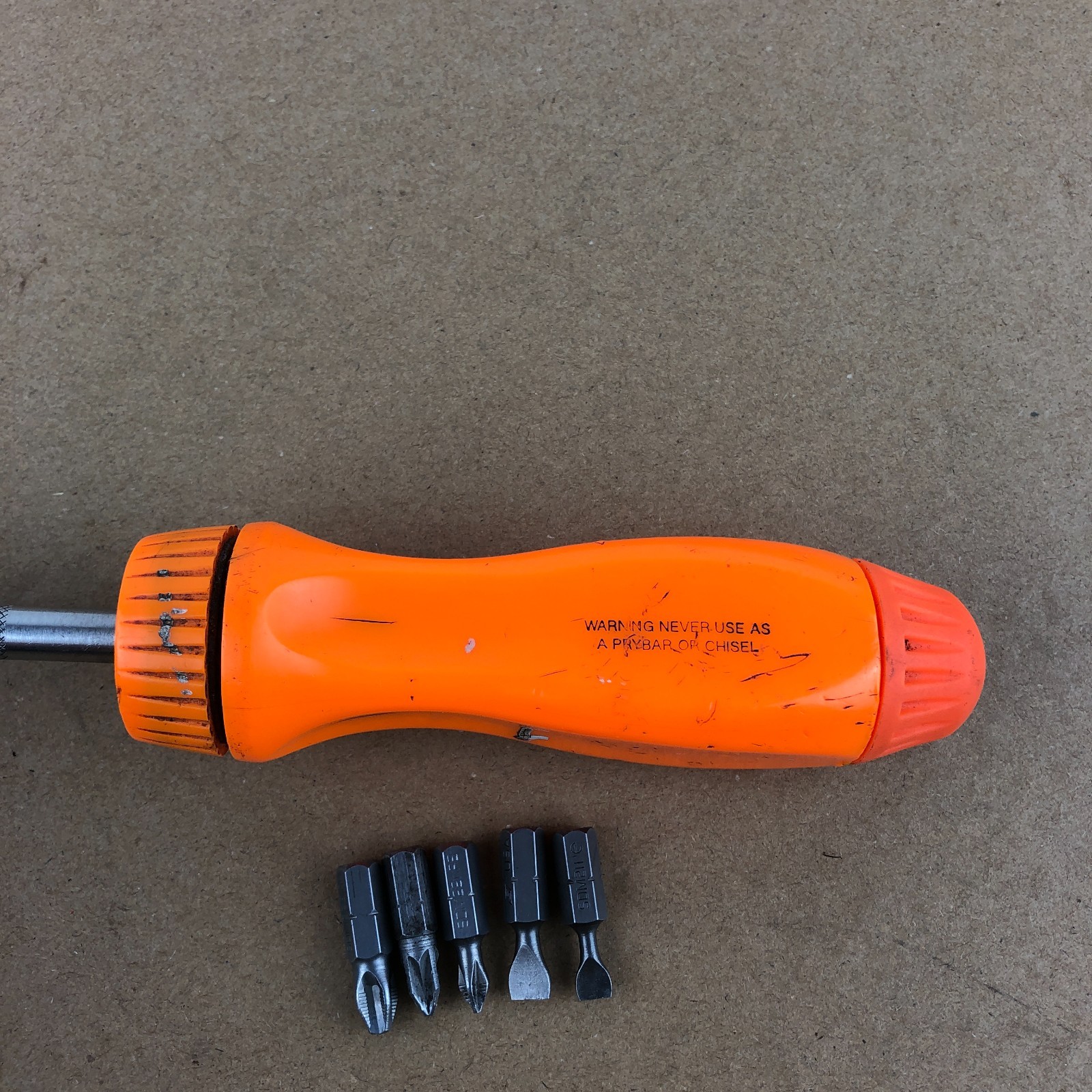 Snap-On Ratcheting Screwdriver with Bits SSDMR4A Vintage Orange Made in USA