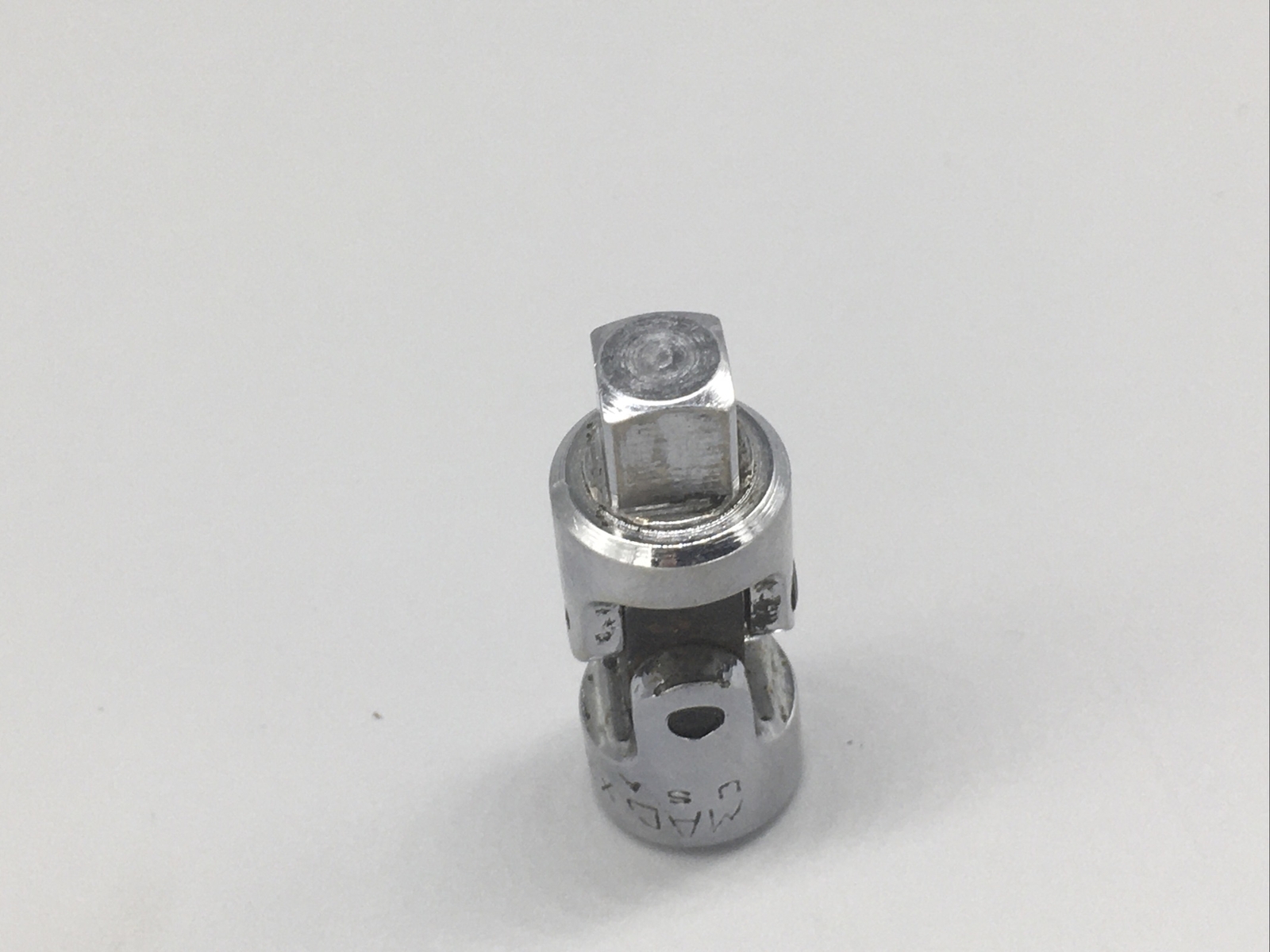 Mac Tools USA 3/8″ Drive Chrome Universal Swivel Socket X3U n1