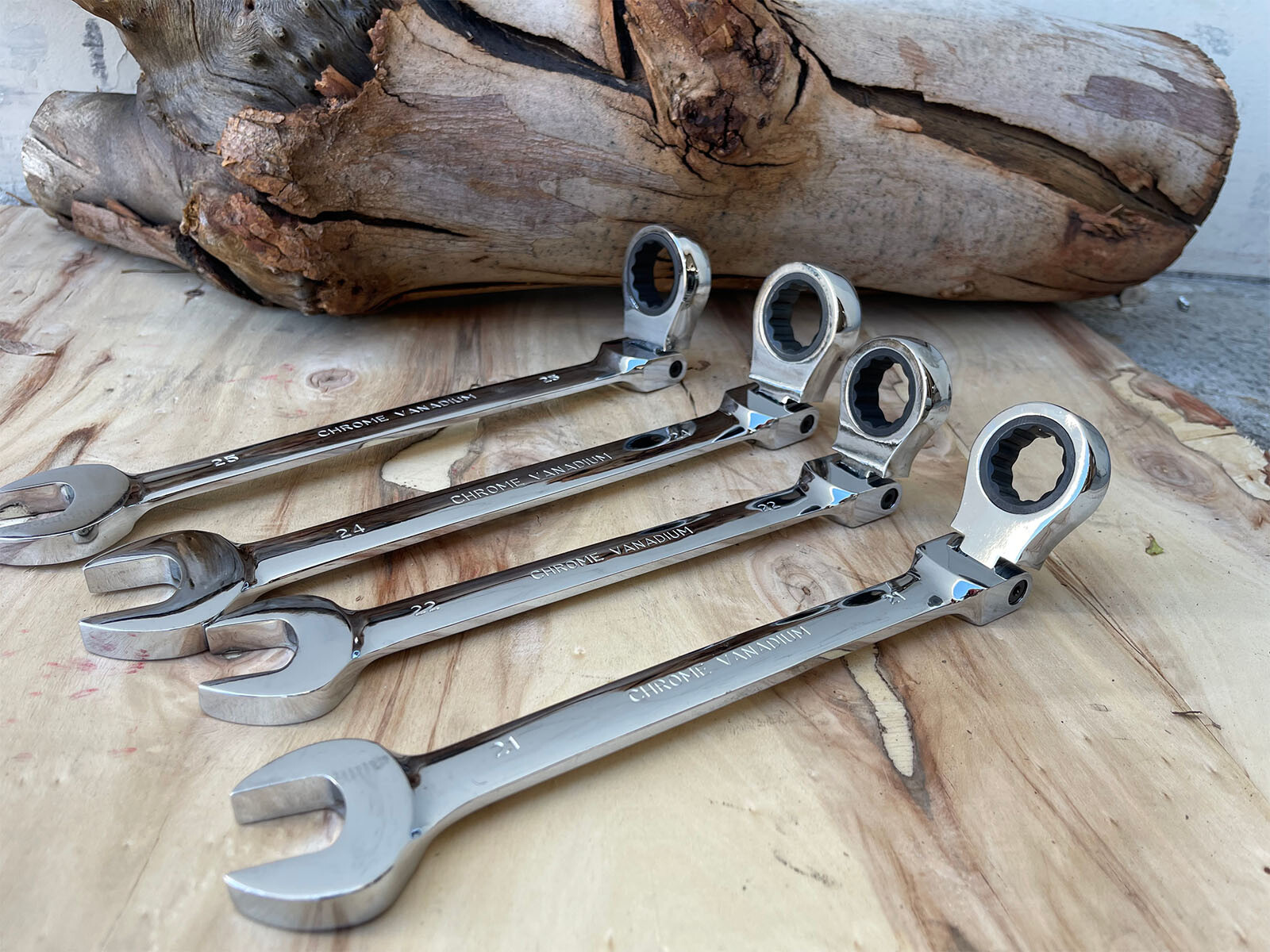 4Pcs Jumbo Flex Head Ratcheting Combination Wrench Set 12pt Metric 21 22 24 25mm