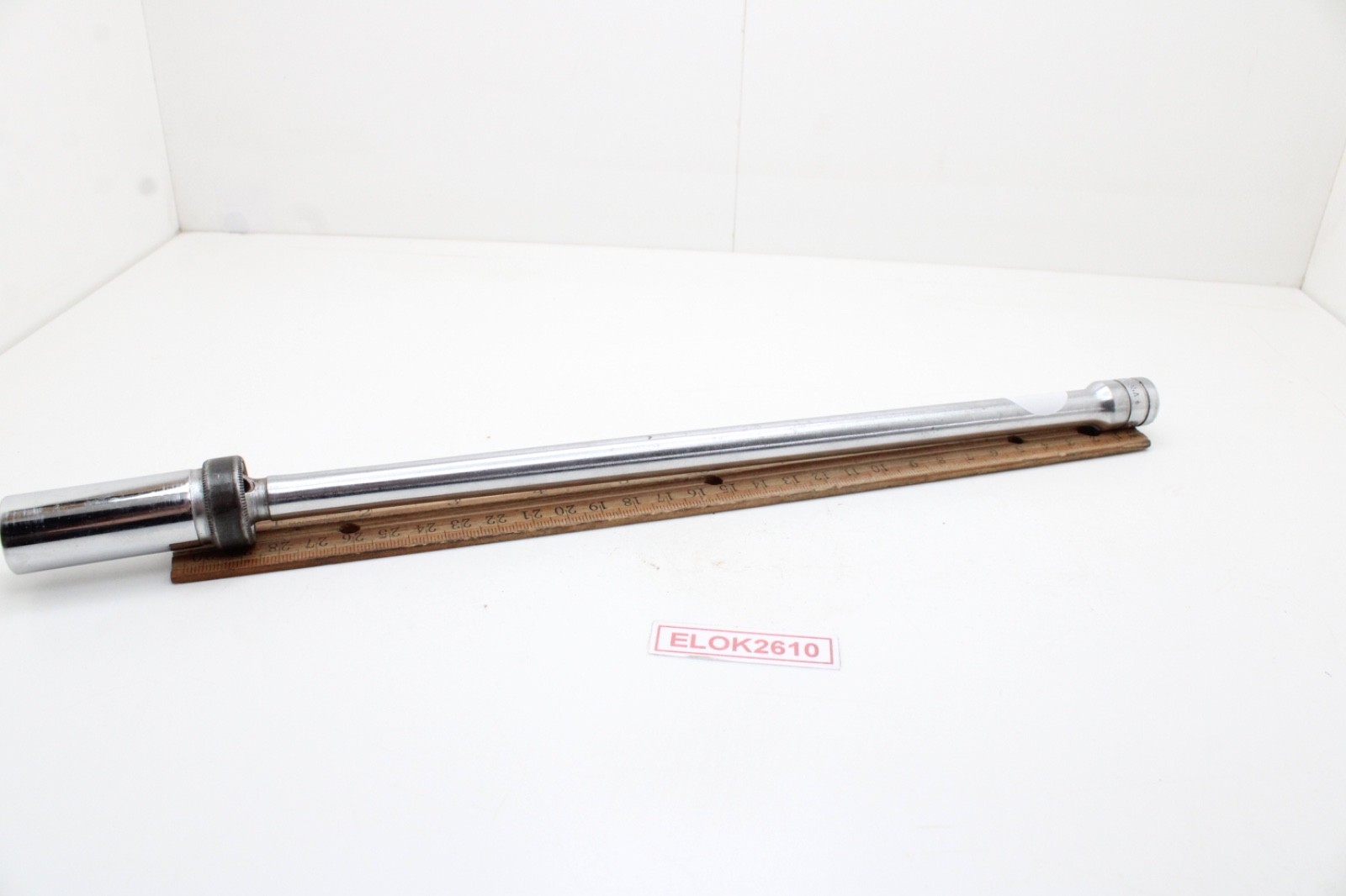 Snap On FSX1220 5/8″ 3/8″ Drive 6 point 14″ Long Park Plug Swivel Extension USA