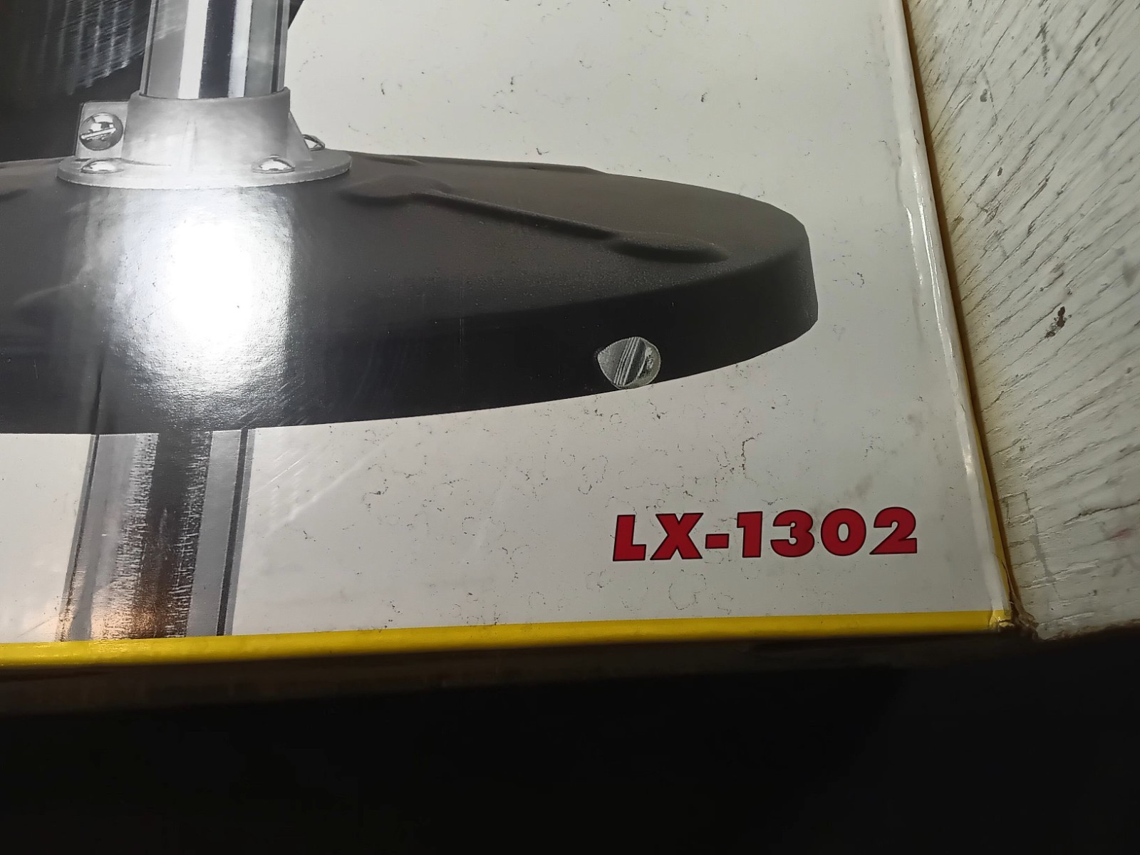 LUMAX LX-1302 Black 18″ 25-50 lbs/5 Gallon Grease Gun Filler Pump with 12″(E14D)