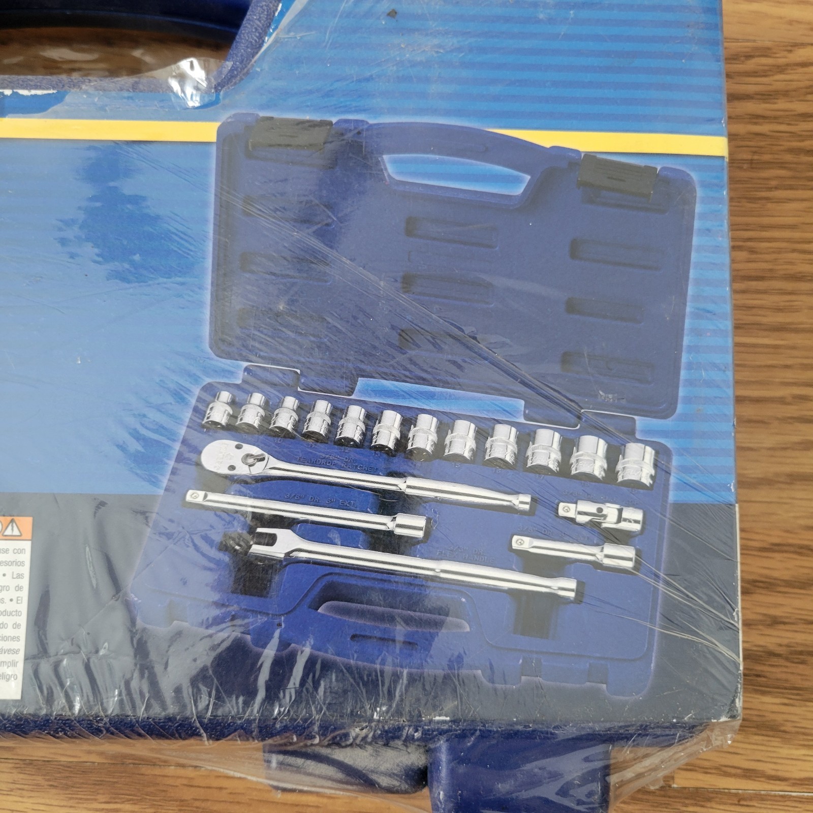Carlyle Tools by NAPA SS38017M 17pc 3/8″ Dr 6 Pt Socket Set Metric + Accessories