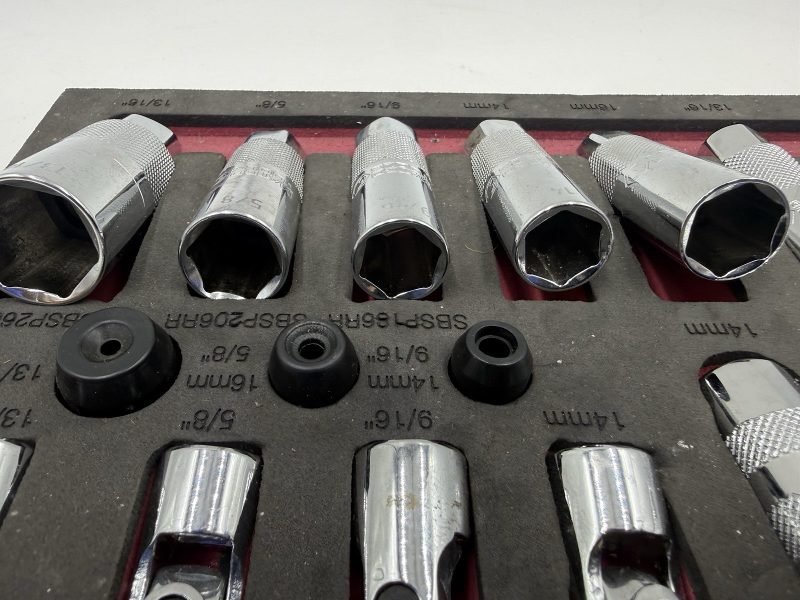 Matco SB13SP 13 Piece 3/8″ Drive 6 Point Spark Plug Socket Set W/ Foam Tray