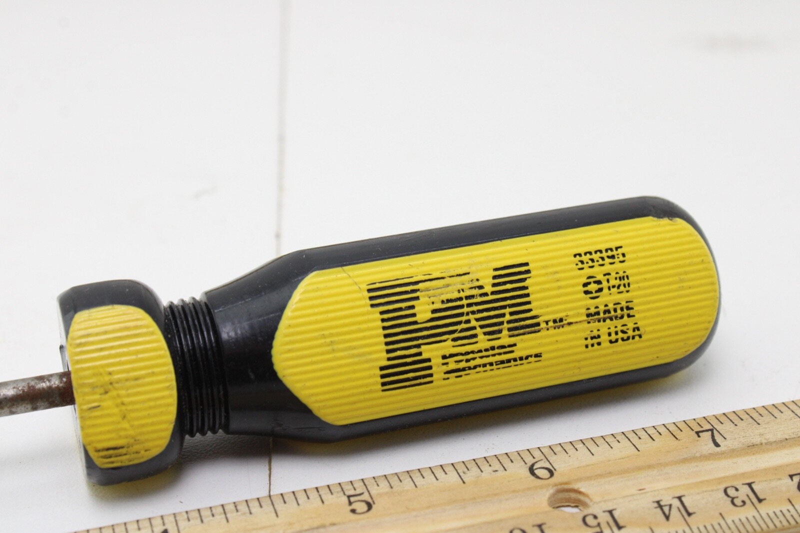 Popular Mechanic 33395 T20 Torx 3-1/2″ Shaft Yellow/Black Handle Screwdriver USA