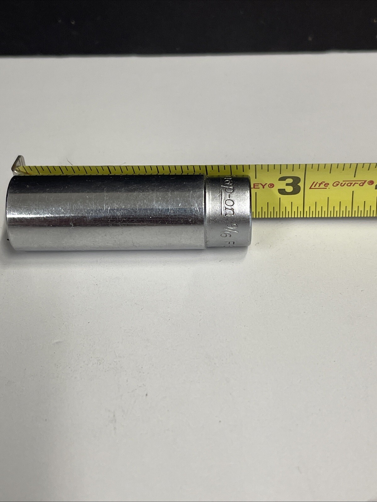 Snap-On Tools USA 1/2″ Drive 12 Point SAE Size 9/16″ Deep Chrome Socket SVS181