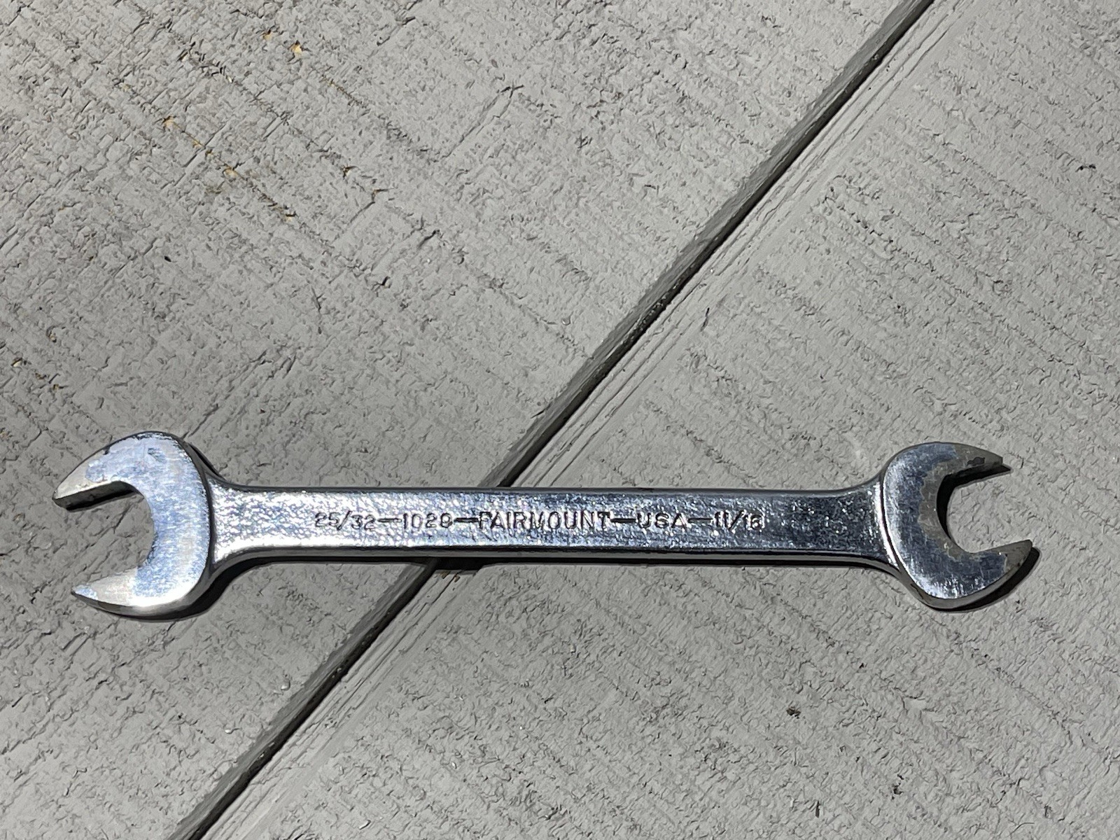 Fairmount Tools USA 1029 SAAE 25/32″ x 11/16″ Open End Wrench, Nice!