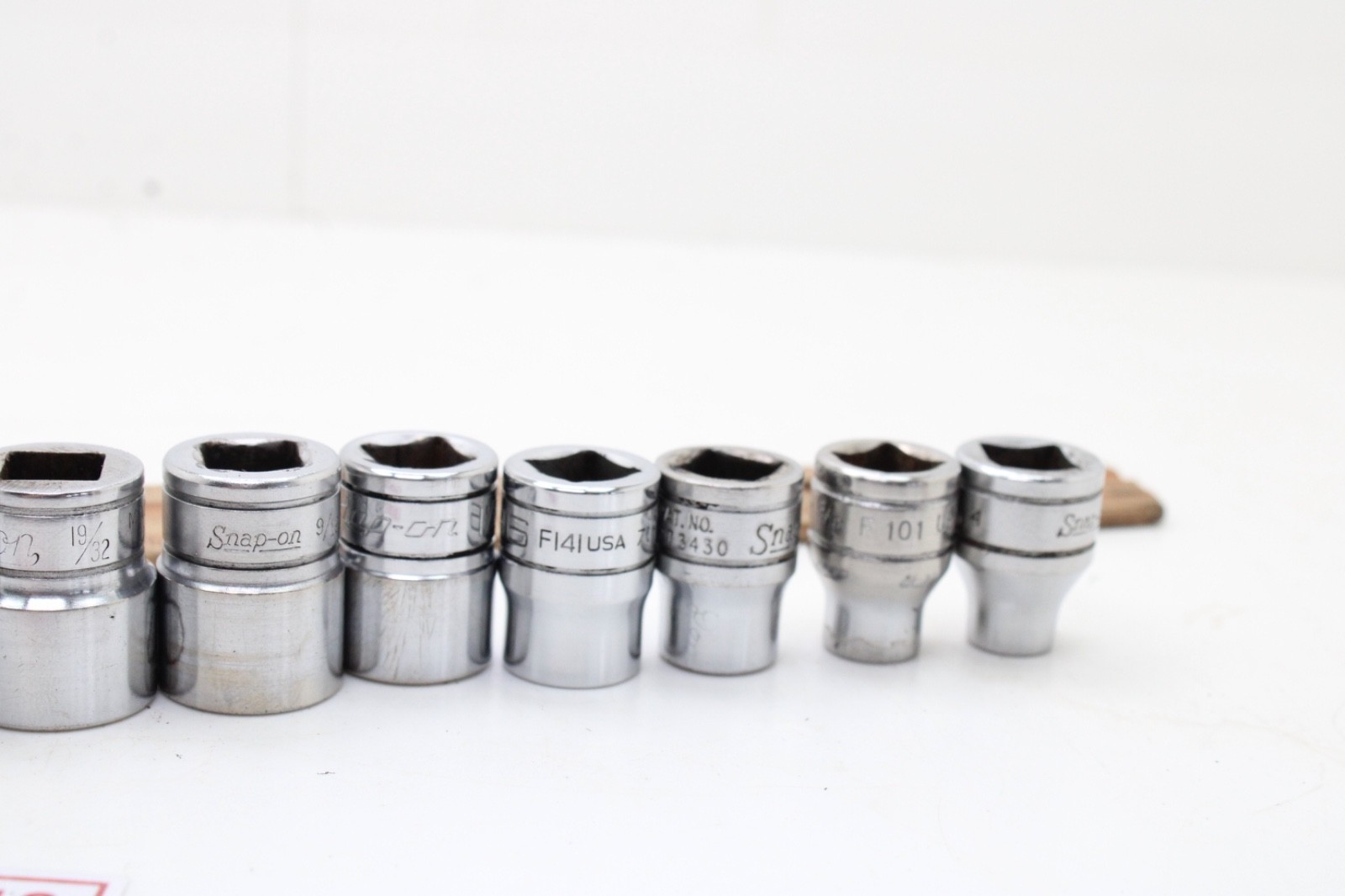 Snap-on F081 – F281 1/4-7/8″ 3/8″ Drive 12 Point 12 Piece SAE Chrome Set USA