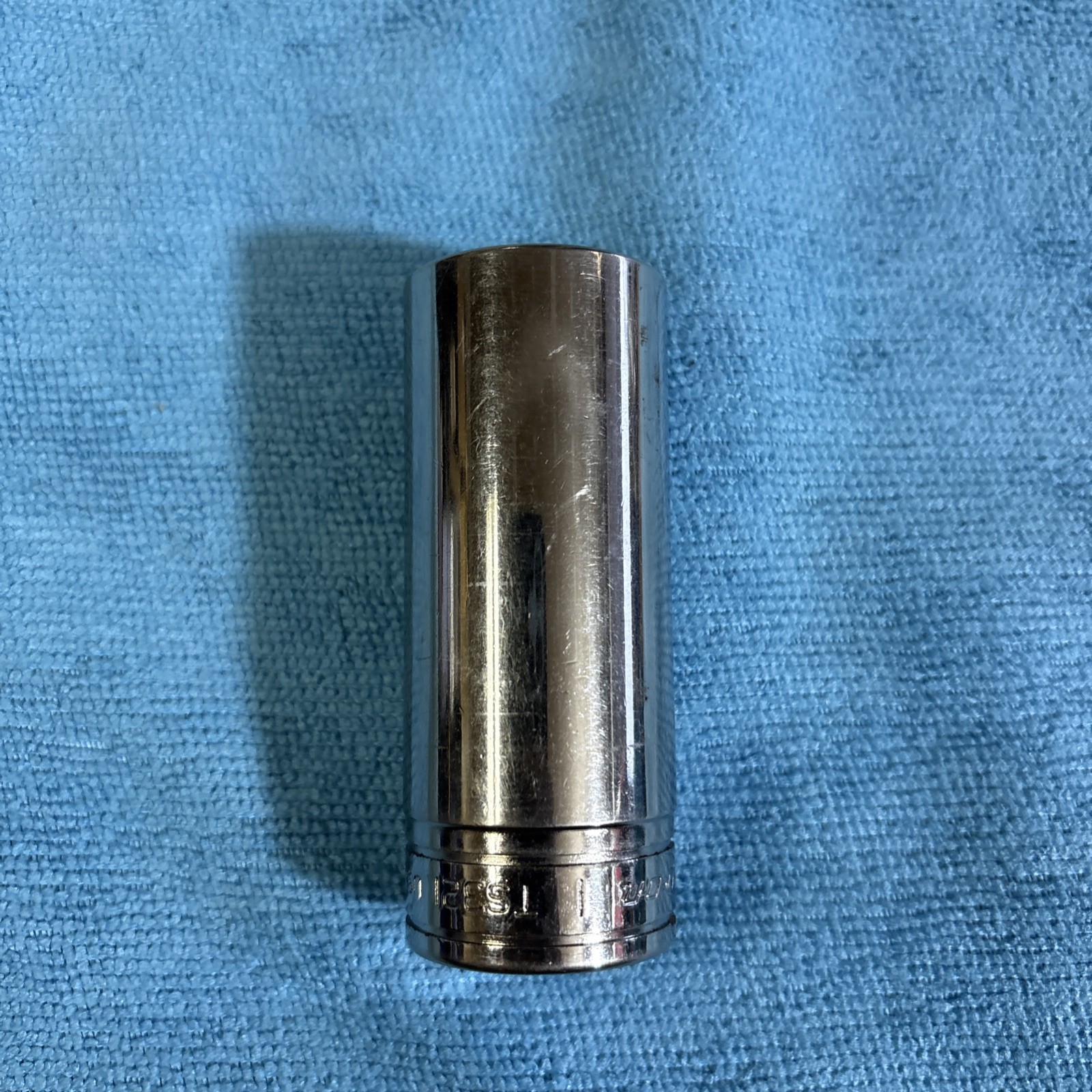 Snap on Tools USA 1″ SAE Deep 6 Point Chrome Socket TS321