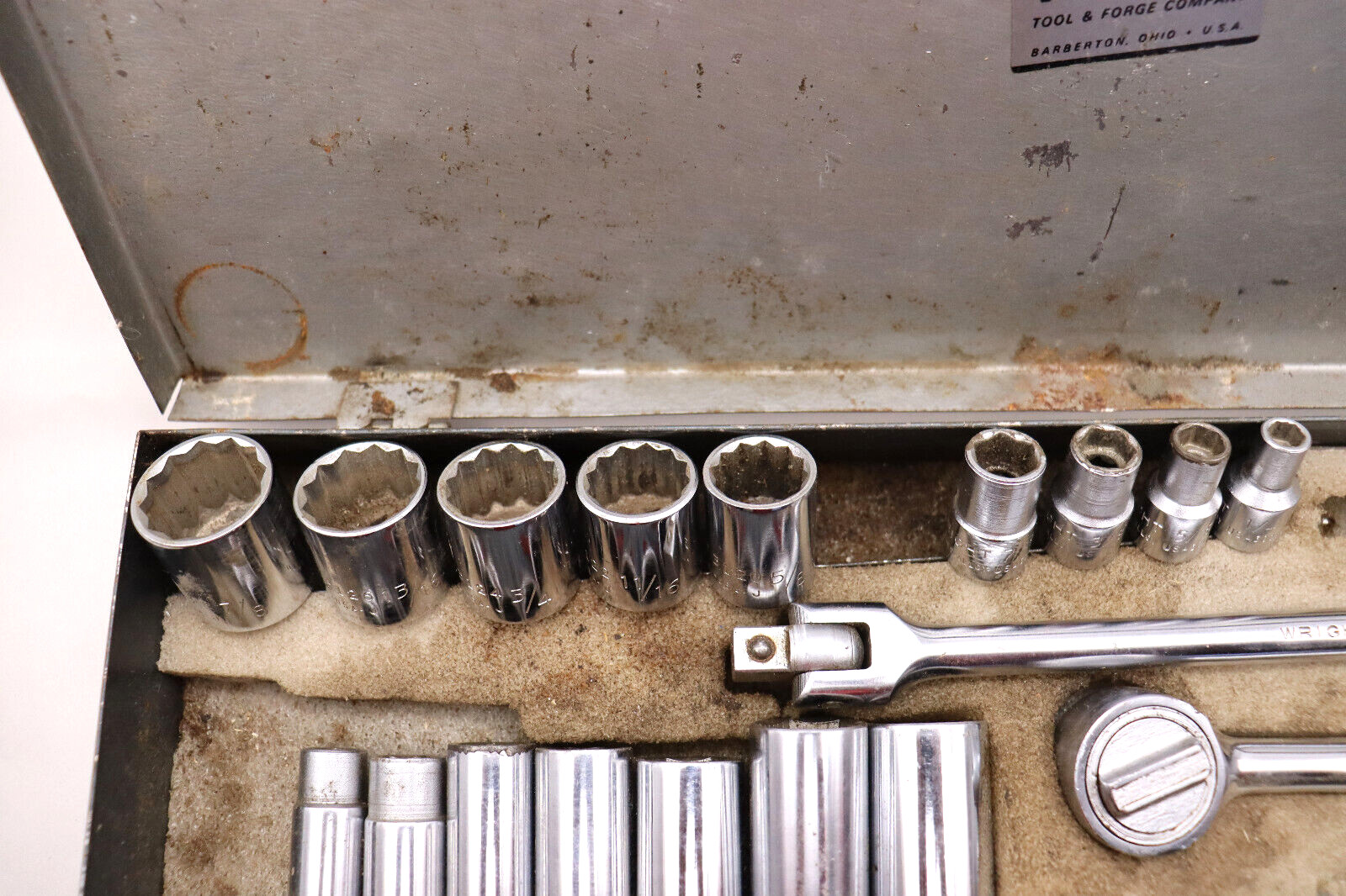 Vintage Wright Tool USA 3/8″ Drive Socket Set steel box Please See Description.