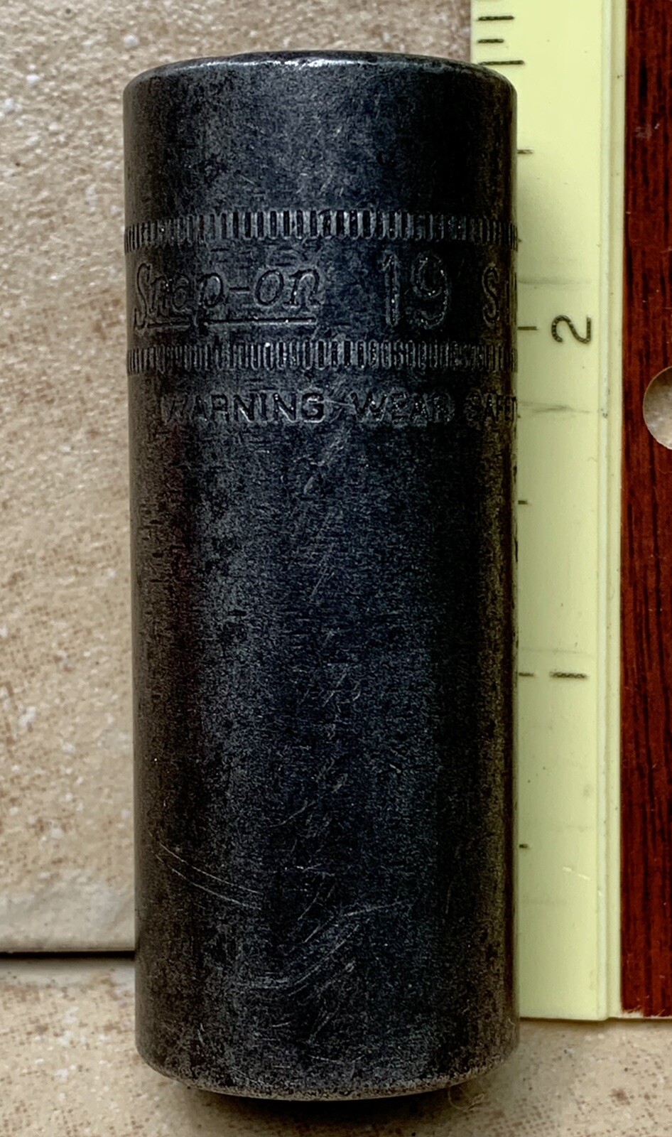 Snap on Tools USA 3/8″ Drive 19 mm Metric Deep 6 Point Impact Socket SIMFM19
