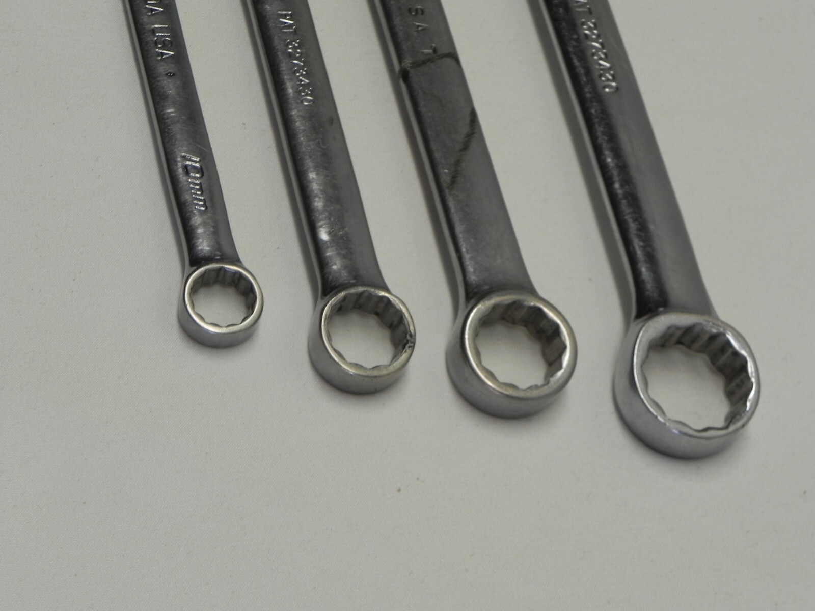 Snap-On 4 Piece 12 Pt Metric Flank Drive Combination Wrenches OEXM Series