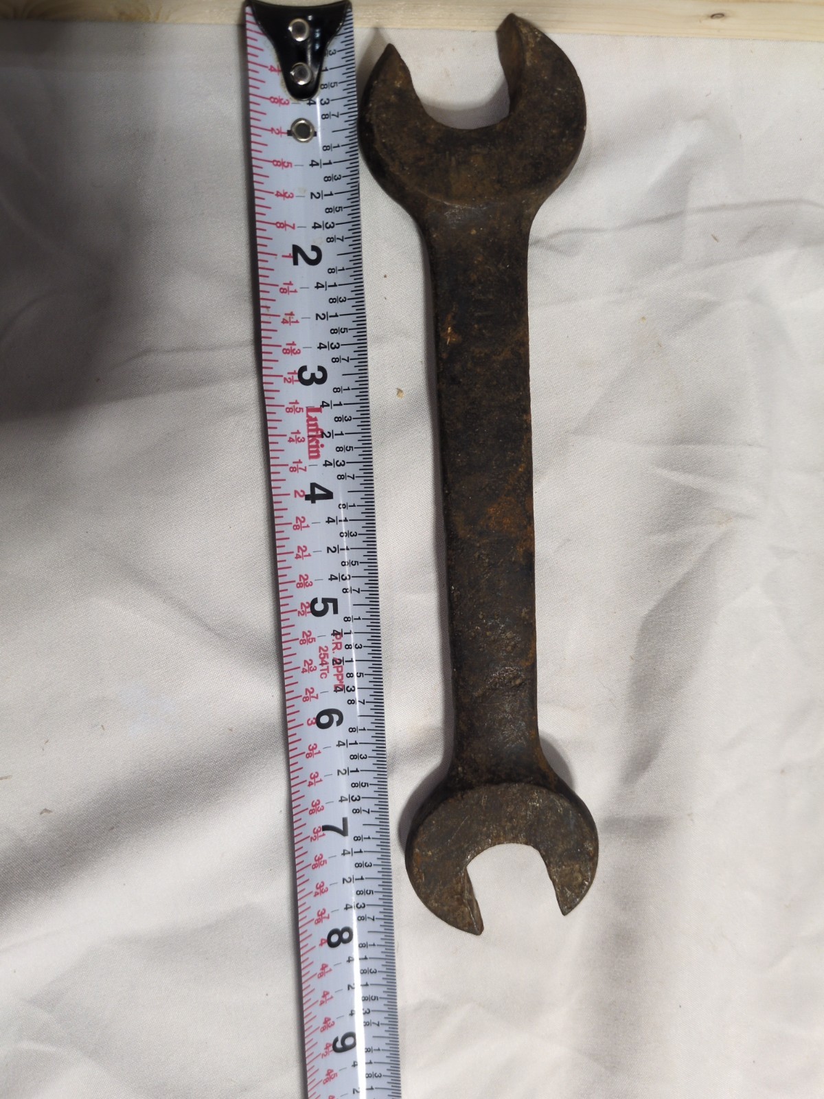 12 Wrenches, Various Sizes ( Indicated On Pictures). 4lb 9 Oz Weight.