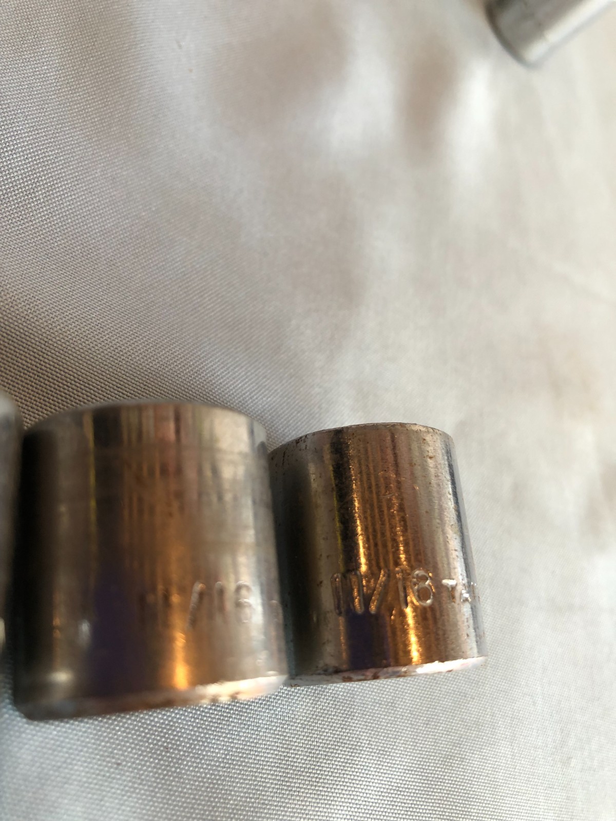 LOT of 6 Sockets – Various Sizes with some Duplicates – SEE PICS #F12