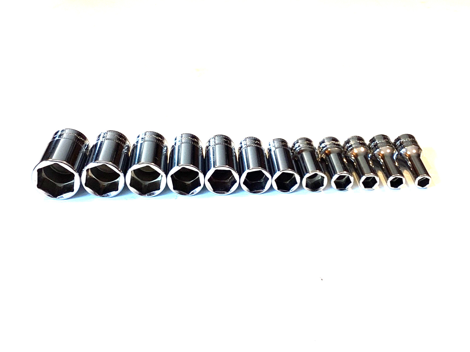 Snap On USA 112TMMSY NEW 12 Piece 1/4″ Drive 6 Point Semi Deep Metric Socket Set