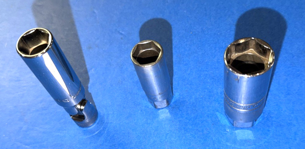 SNAP-ON TOOLS 3 PIECE 3/8 DRIVE SPARK PLUG SOCKETS 1 NEW 2 USED