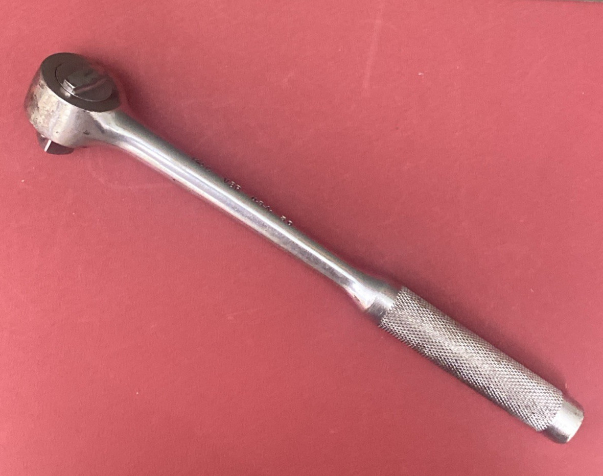 Vintage Mac Tools V8R USA Round Head Ratchet Fine-tooth 1/2” Drive Mechanic Tool