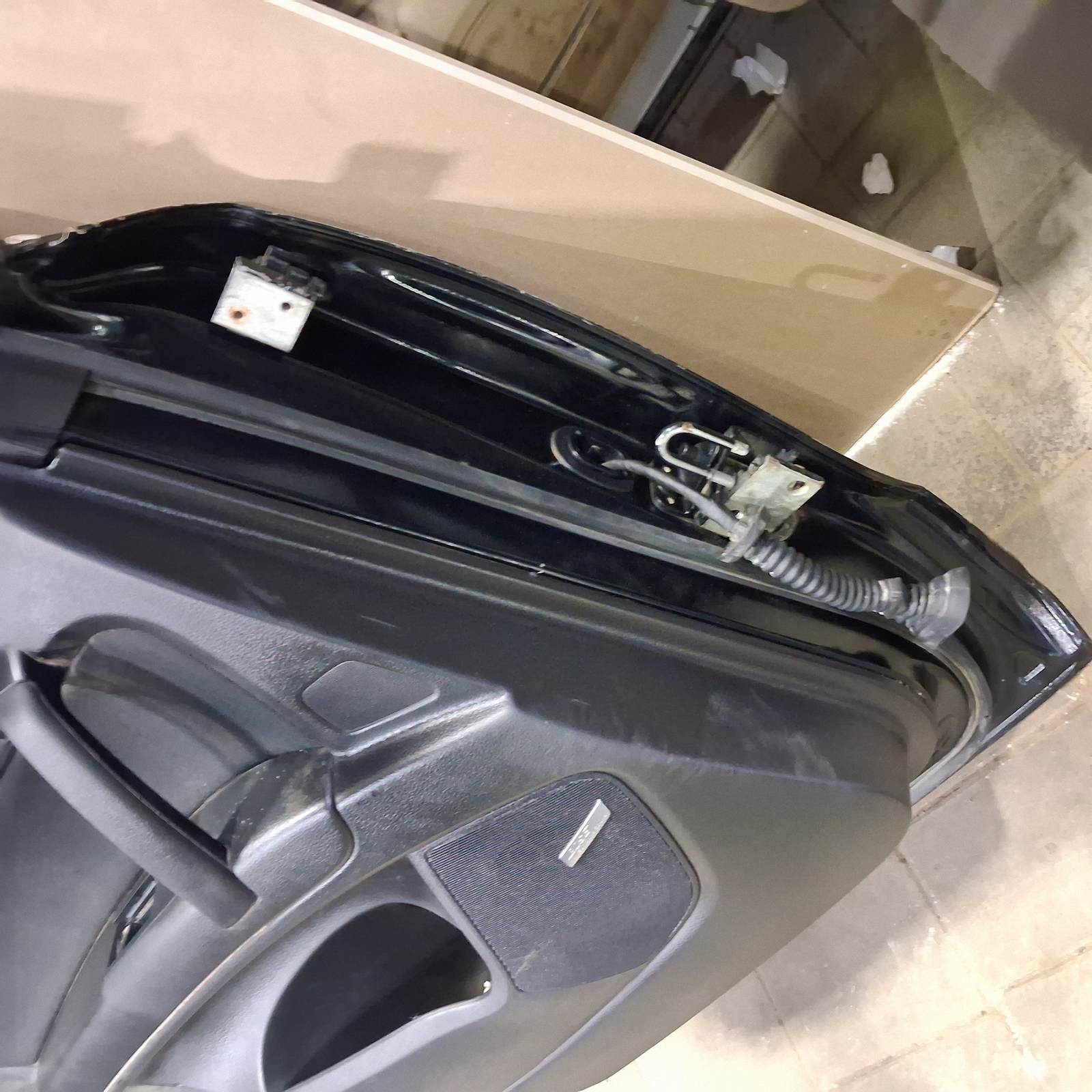 2007-2023 Audi Q7 Door Shell 4L0833051