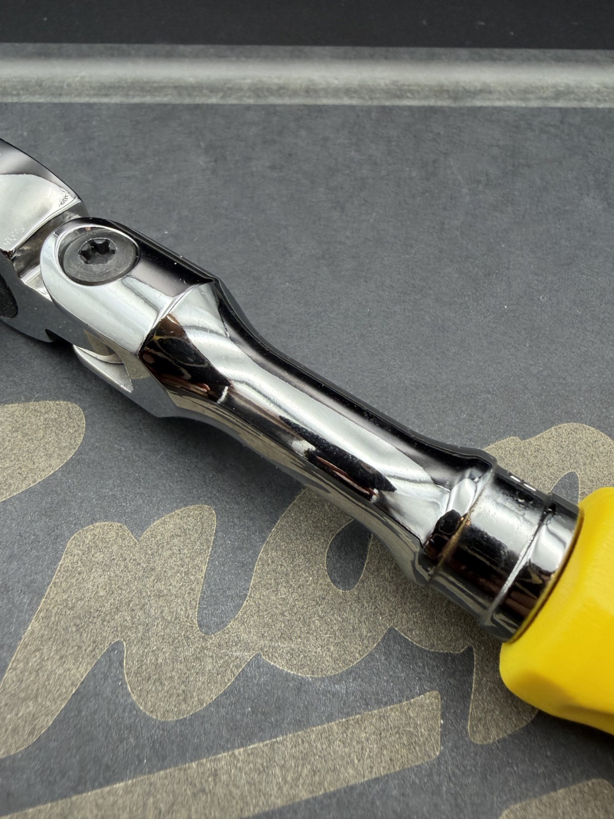 Snap-on FHFD80A 3/8″ Drive Classic Yellow Hard Handle Flex Head Ratchet [Mint]