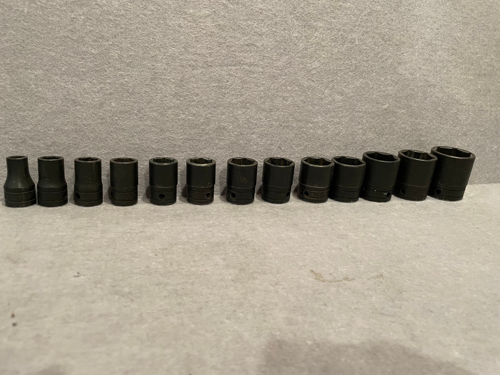 SNAP-ON SOCKET LOT OF 13 1/2 9/16 5/8 11/16 3/4 7/8 13/16 15/16 1 1 1/16 SHALLOW