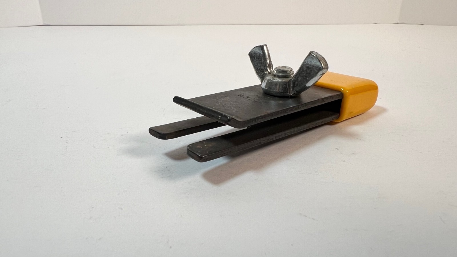 Performance Tool ABS Valve Depressor for GM Kelsy Hayes ABS Systems