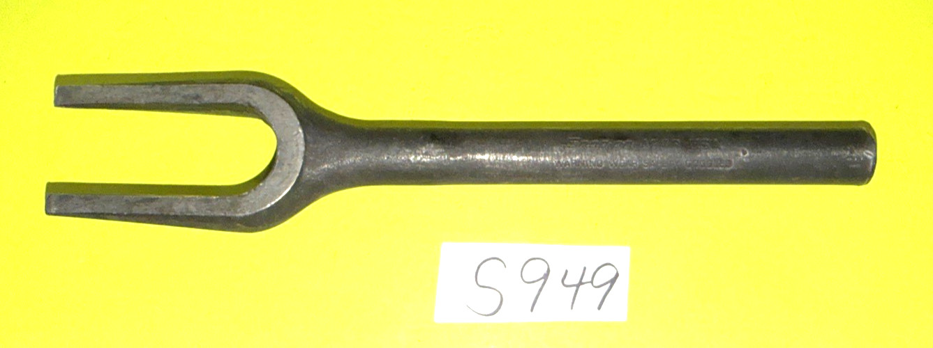 SNAP-ON TOOLS BALL JOINT/TIE ROD SEPARATOR TOOL A203 INCLUDES SHPPING IN THE US