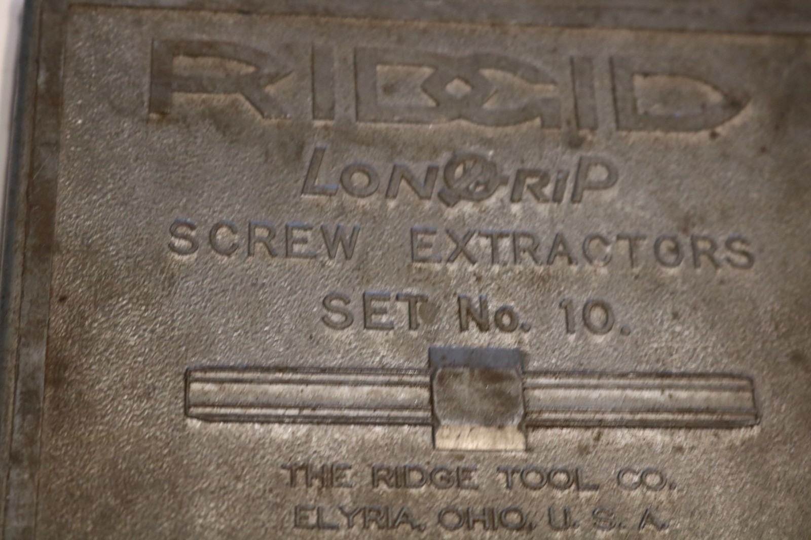 Ridgid Lone Rip Screw Extractors Set No. 10 Original Metal Case Elyria Ohio