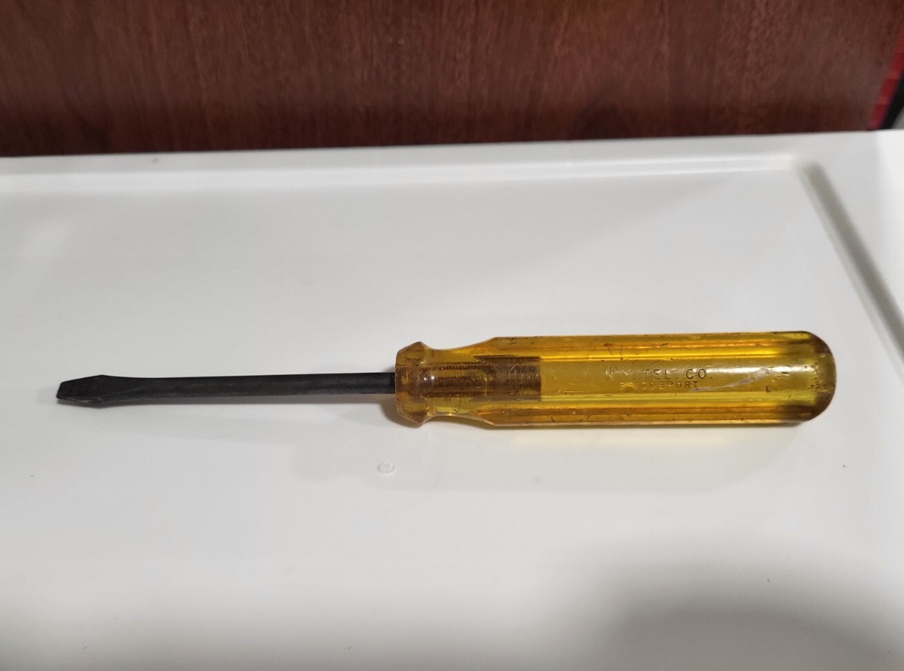 N.Y. TEL. CO. BRIDGEPORT Vintage Flat Head Screwdriver Yellow Plastic Handle