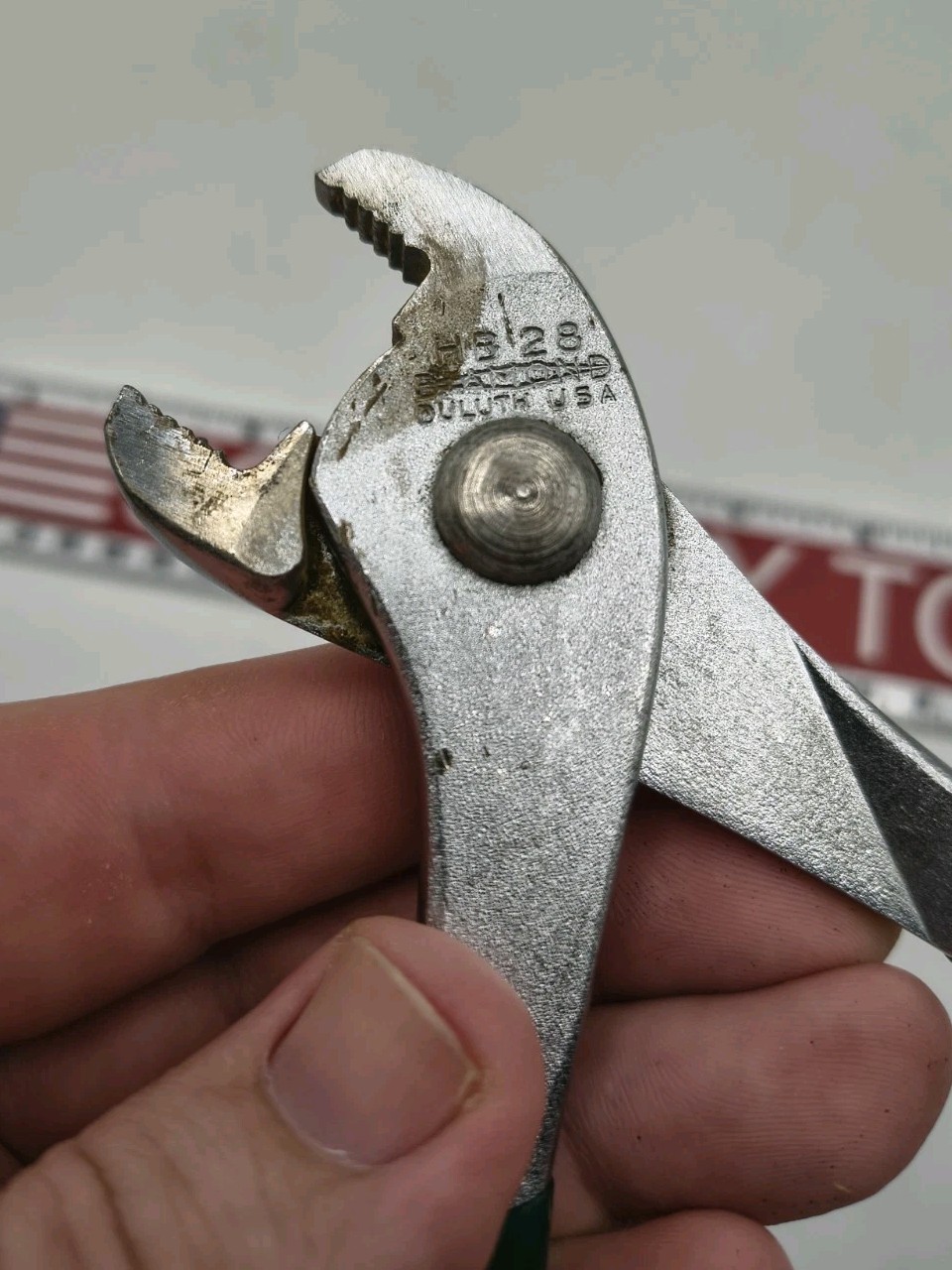 Diamond Battery Terminal Pliers HB28 USA Green Handle