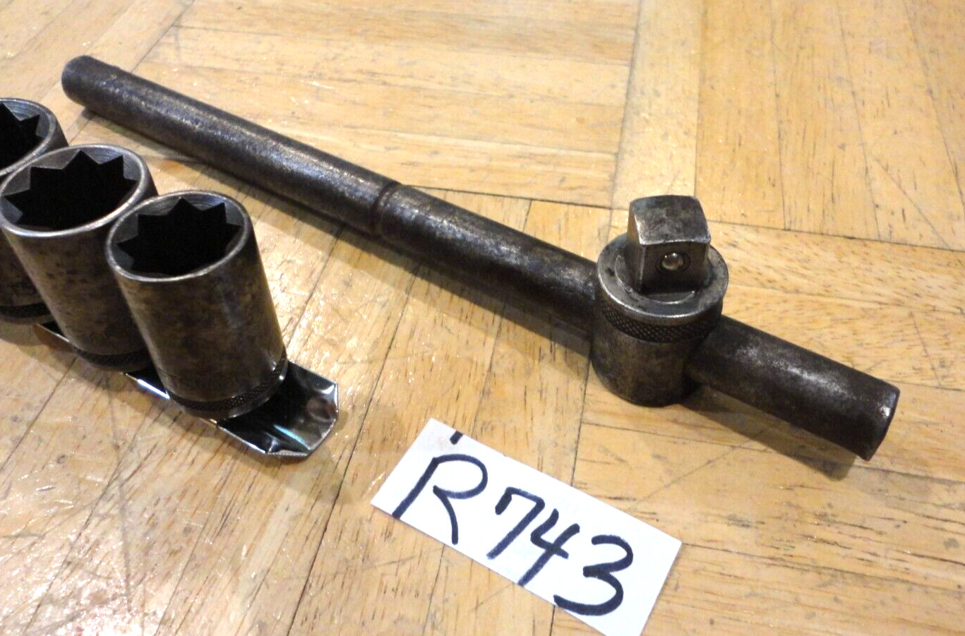 CRAFTSMAN TOOLS VINTAGE 1/2 DRIVE 8 POINT SOCKETS + BREAKER BAR RARE CIRCLE H