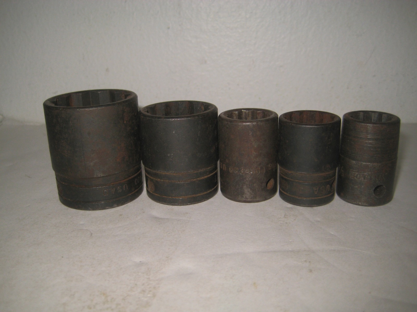 Lot of 5 Snap-on 1/2″ Drive, 12 Point, SAE Shallow Impact Sockets, Black Oxide