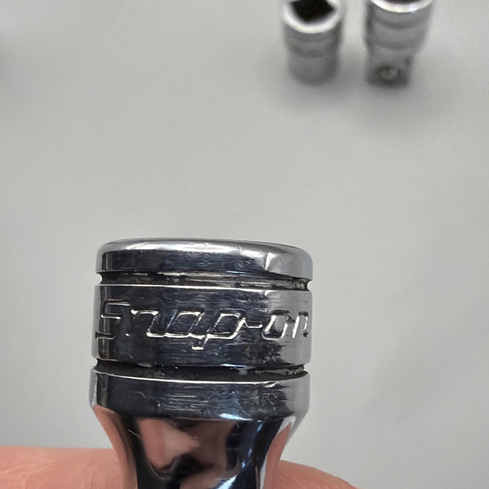 Snap On Sockets (SFS081, 101. F141. A2 Adapter).Read