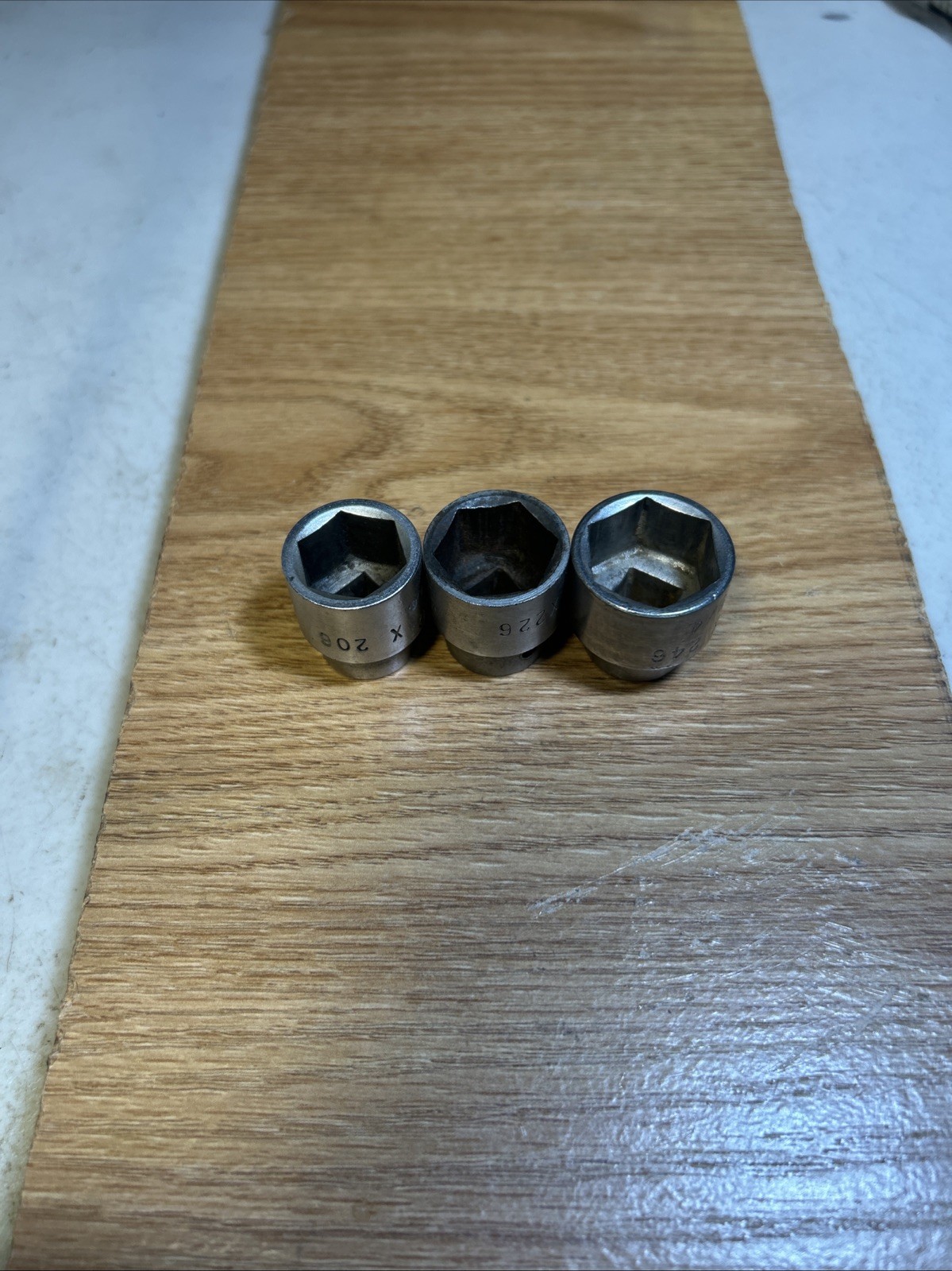 MAC – Lot Of 3 Shallow Sockets, M3/8” Drive,6pt (5/8”, 11/16” & 3/4”) Sabina, O