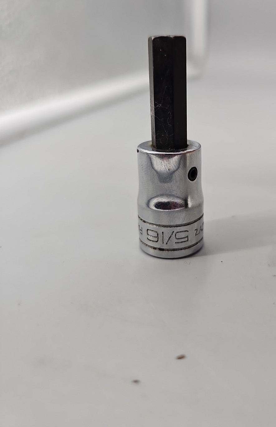 Snap-On Tools USA 3/8″ Drive 5/16″ SAE Hex Bit Chrome Socket FA10B