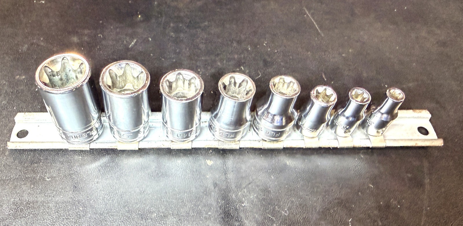 SNAP ON 10-Pc Mixed Drive Tools TORX® Sockets TORX® Shallow Socket Set E4-E18