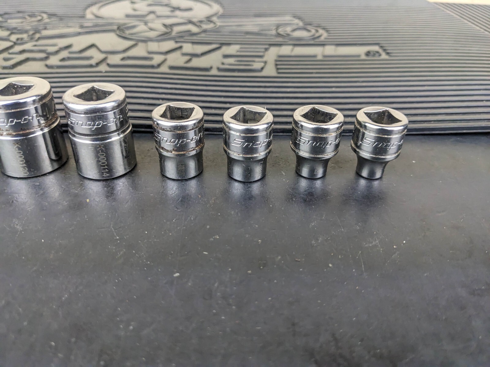 #bi522 Snap On Tools 211FY 3/8″ Drive 12 Point Shallow SAE Socket Set USA
