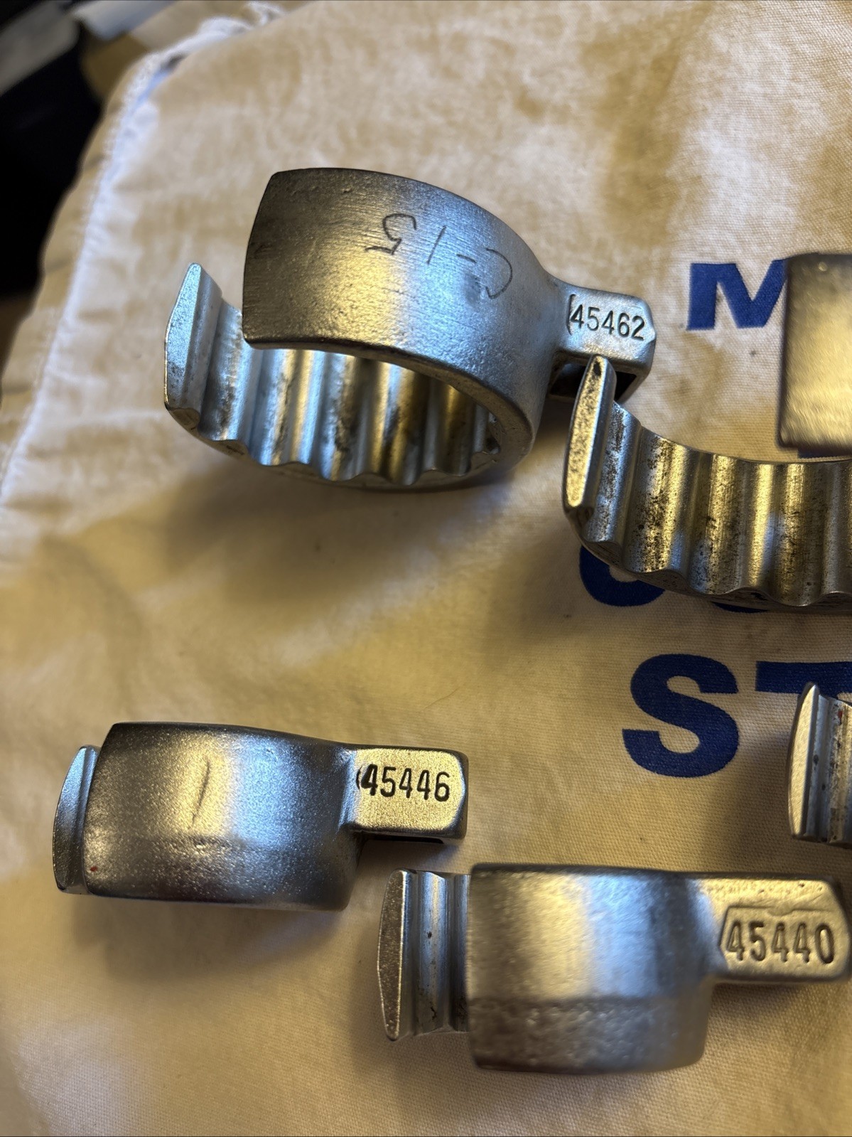Vintage USA Loc-Rite 1/2″ Drive 12pt 9pc 15/16″ – 1-15/16″ Crowfoot Wrench Set