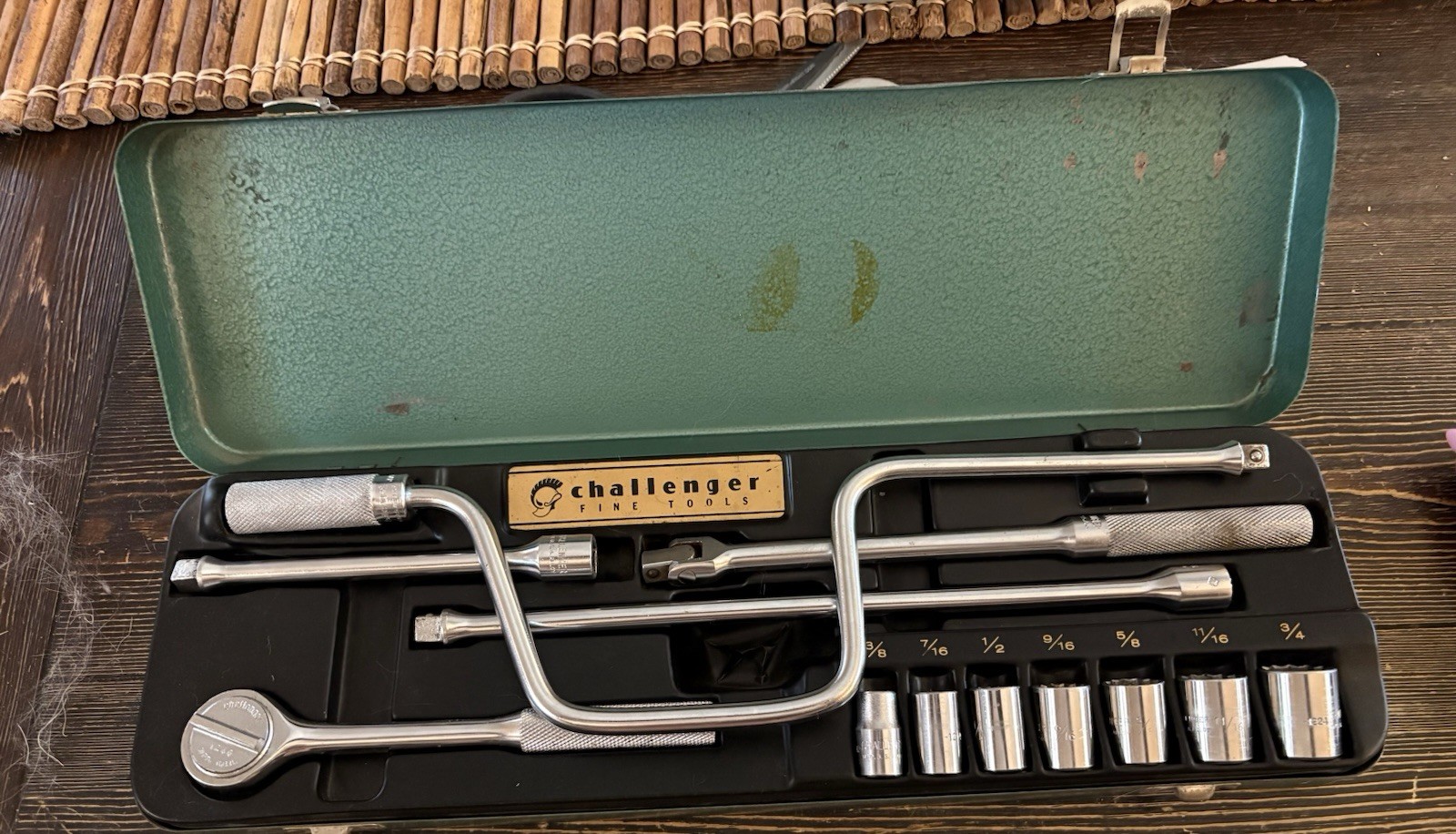 Vintage Challenger socket set