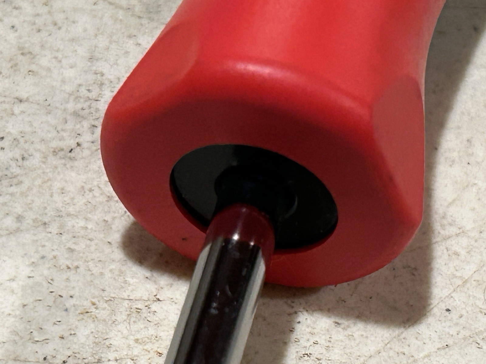 Snap-On SGDP122B #2 Philips Long Shaft Red Instinct Handle. 17” OAL.